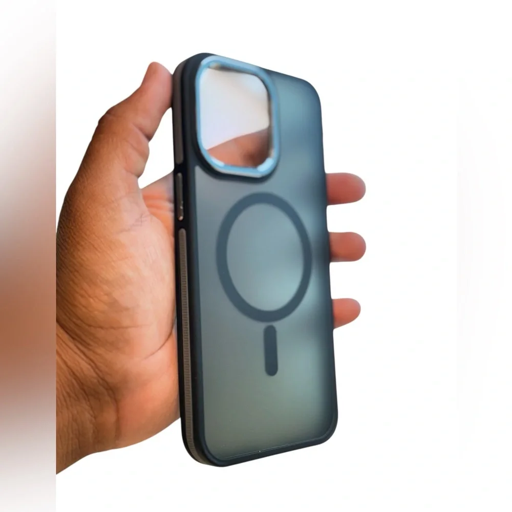 MagSafe Case for iPhone 15 Pro Max – Matte Translucent Back,
